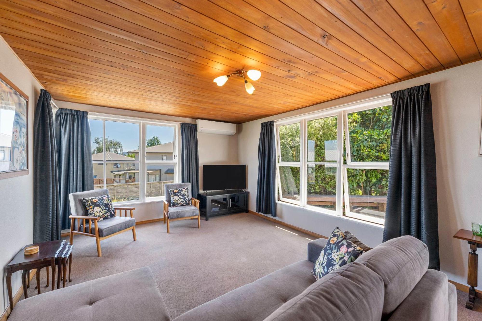 Town Gem Villa Taupo Exterior photo